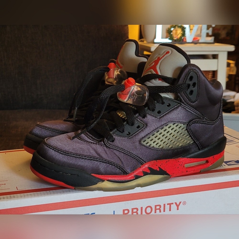 Air Jordan 5 Satin Bred- Youth